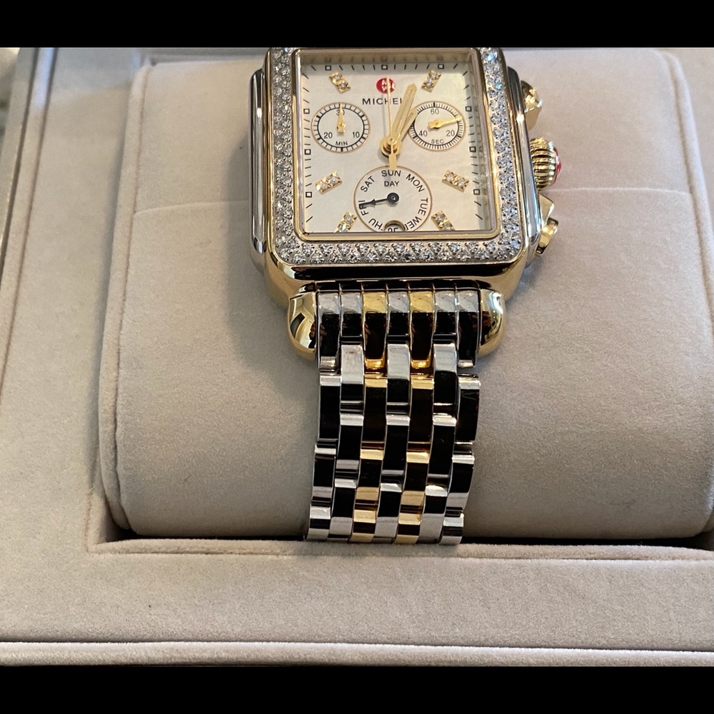 Michelle Watch - Picture 4 of 6